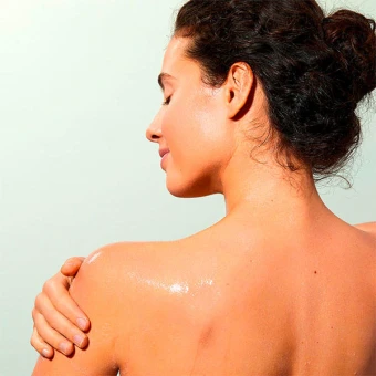 NUXE BIO Pflanzliches Reinigungsöl Für Gesicht Und Körper 200 Ml 3 NUXE BIO Pflanzliches Reinigungsöl Für Gesicht Und Körper 200 Ml – Bild 3